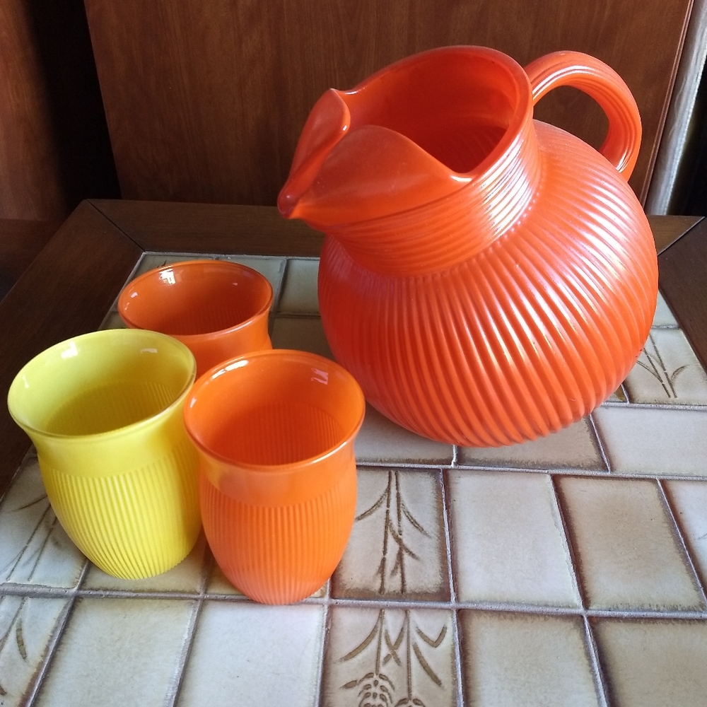 Vintage Ribbed Glass Pitcher & Drinking Glasses
